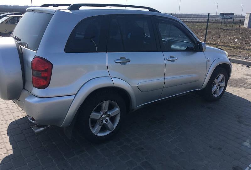 Toyota RAV4 2004