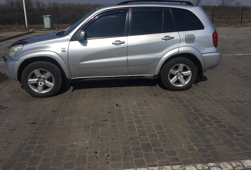 Toyota RAV4 2004