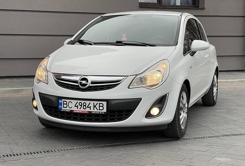 Opel Corsa COSMO 2013
