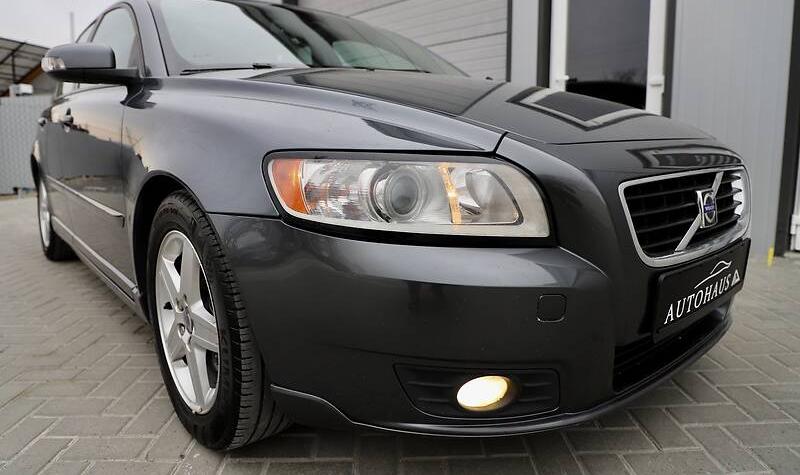 Volvo V50 2009