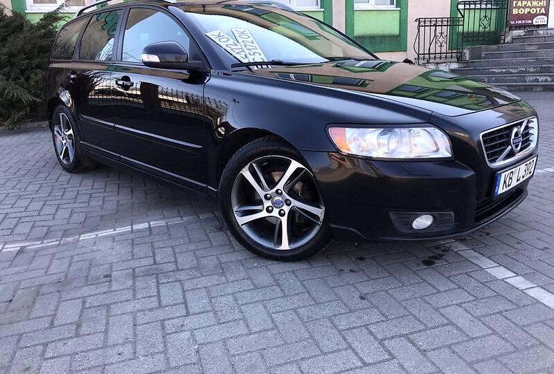 Volvo V50 D2 84 kwt 2011