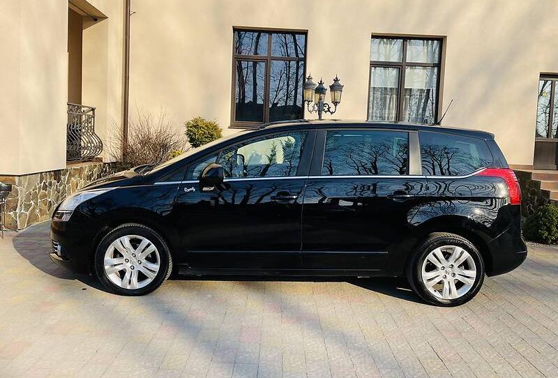 Peugeot 5008 ALLURE 7 2011