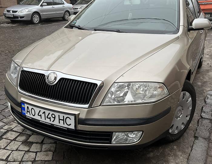 Skoda Octavia A5 1.6 MPI Elegance  2005
