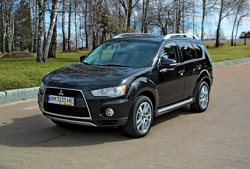 Mitsubishi Outlander XL 3 2010
