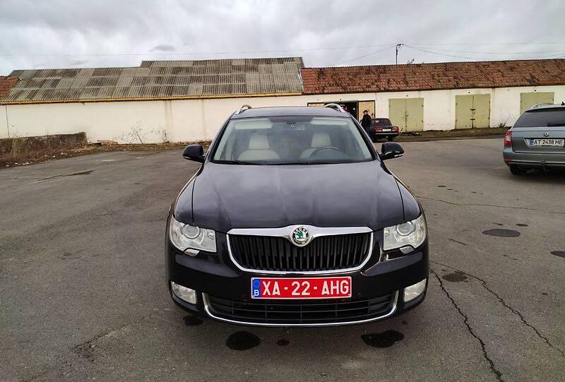 Skoda Superb 2012
