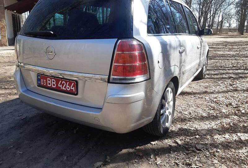 Opel Zafira 2005