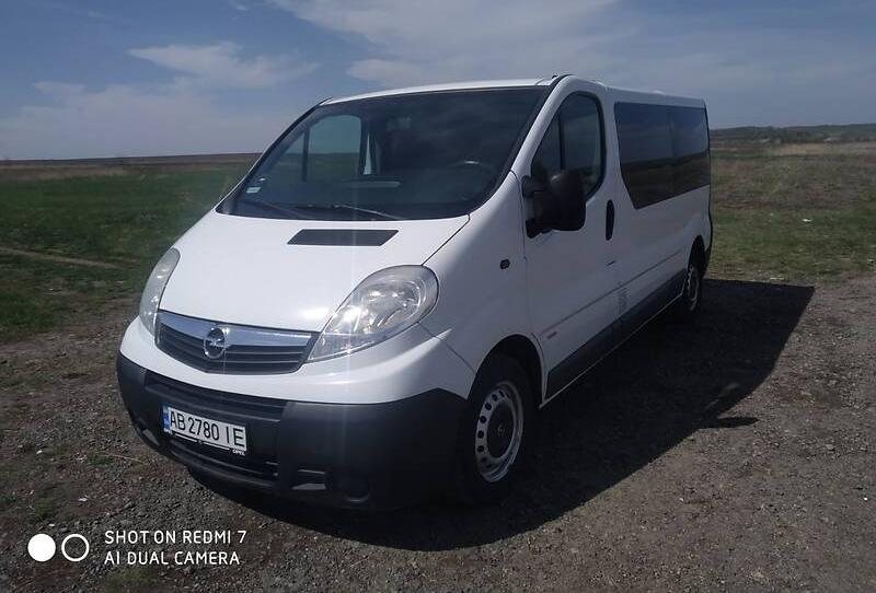 Opel Vivaro пасс. LONG 2007