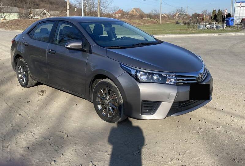 Toyota Corolla 2015