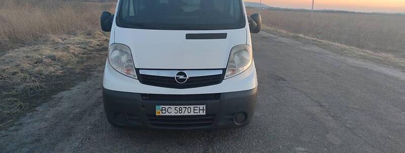 Opel Vivaro груз. 2006