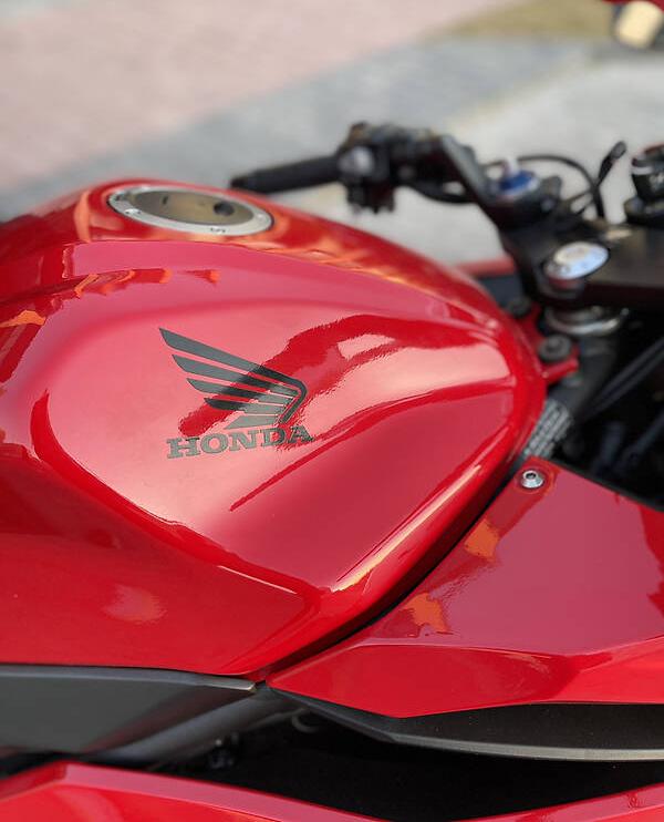 Honda CBR 400 2017 400 бензин