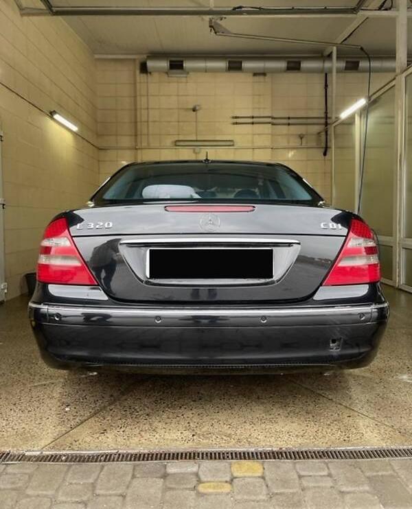 Mercedes-Benz E 320 2005