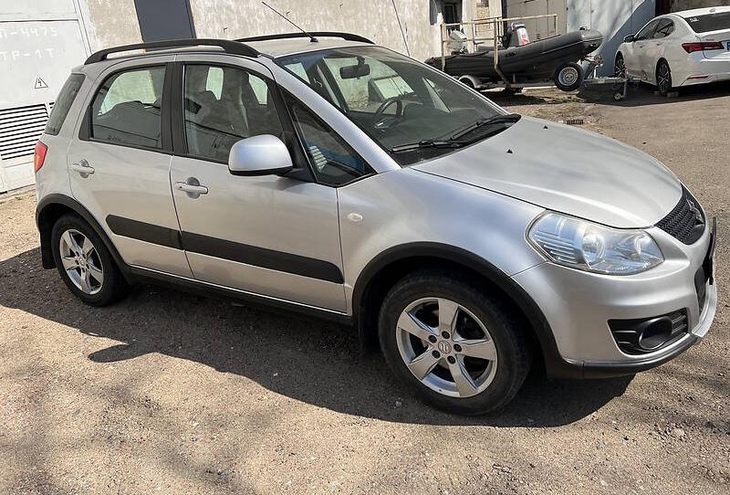 Suzuki SX4 AWD  2012