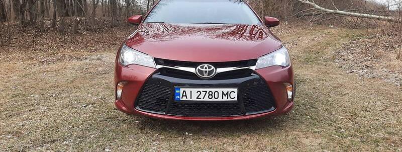 Toyota Camry SE 2017