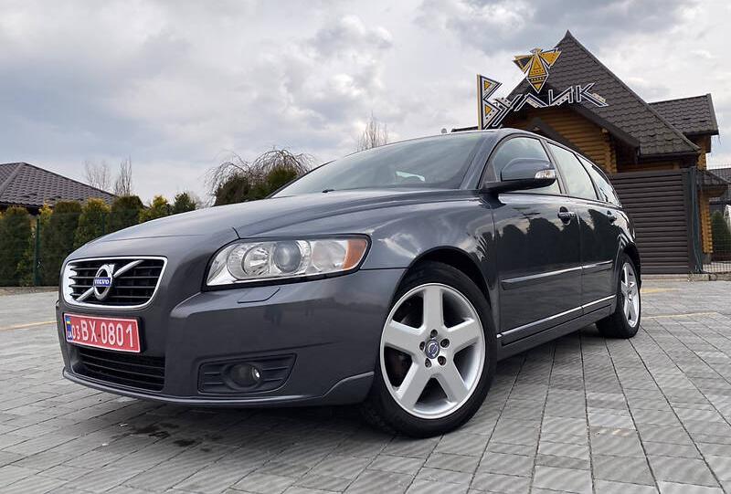 Volvo V50 2011