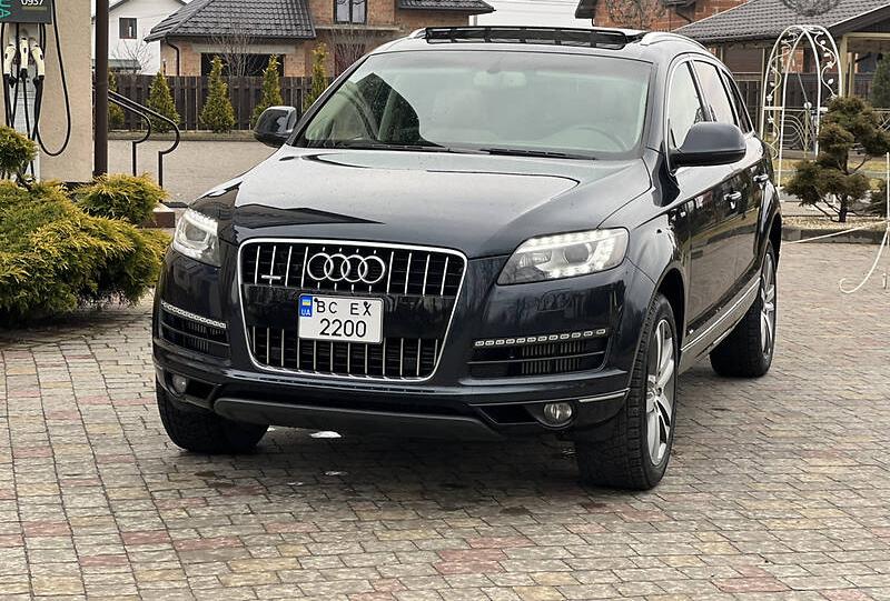 Audi Q7 sline quattro 2011