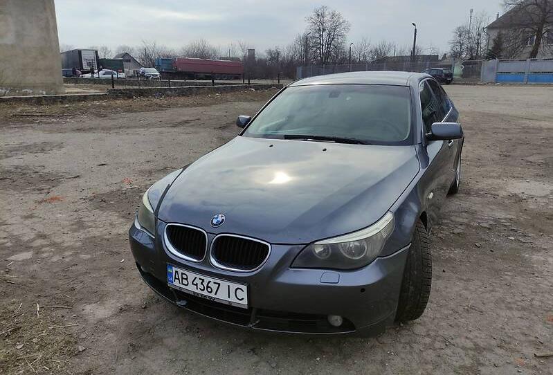 BMW 525 2004