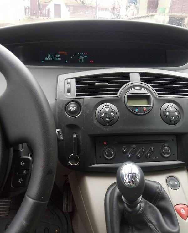 Renault Megane Scenic 2004