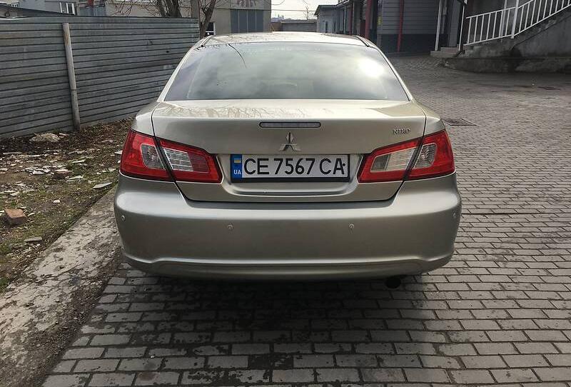 Mitsubishi Galant 2009