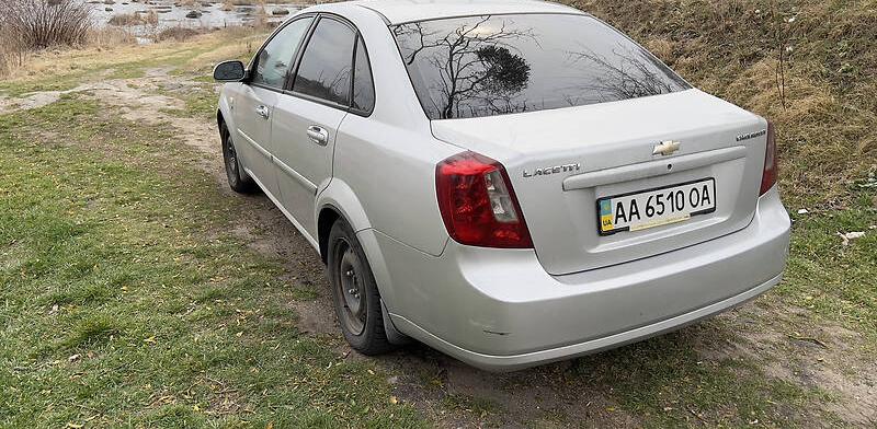 Chevrolet Lacetti 2005