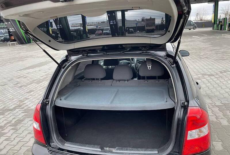 Kia Cerato LX 2005