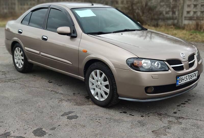Nissan Almera 2005