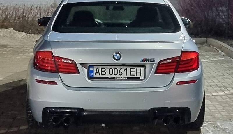 BMW M5 M5 F10 2011