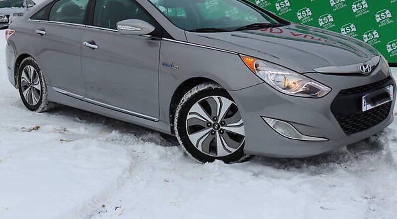 Hyundai Sonata 2013