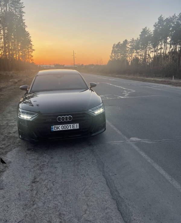 Audi A8 2021