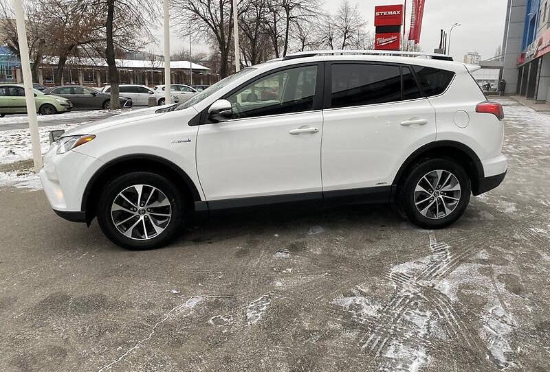 Toyota RAV4 2016