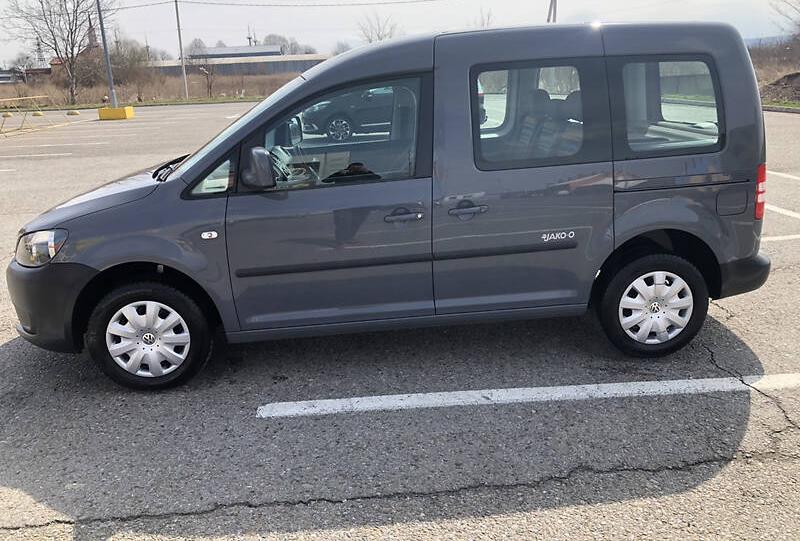 Volkswagen Caddy пасс. Jakoo  2013