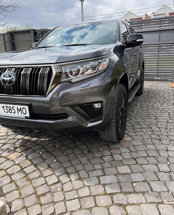Toyota Land Cruiser Prado 150 2021