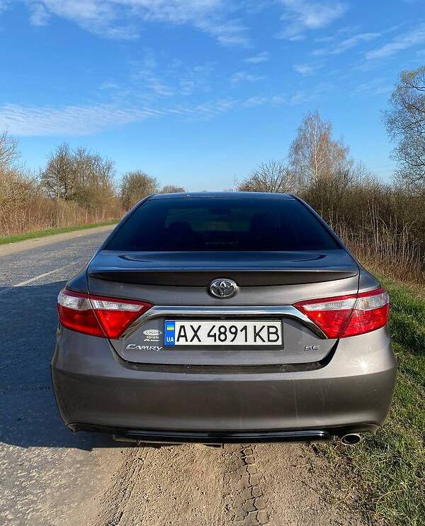 Toyota Camry 2016