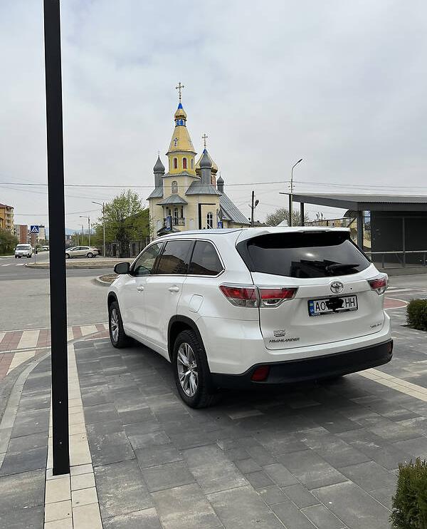 Toyota Highlander 2015