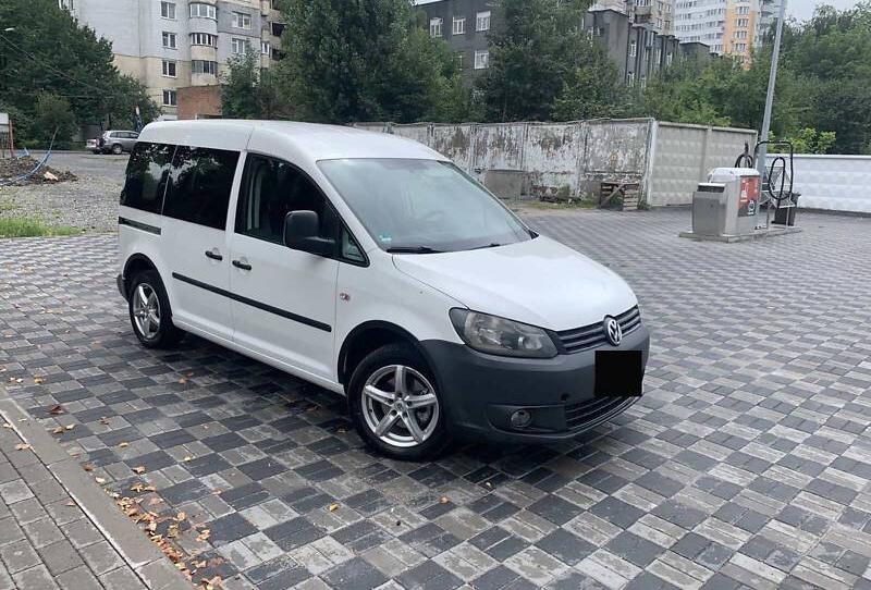 Volkswagen Caddy пасс. 2011