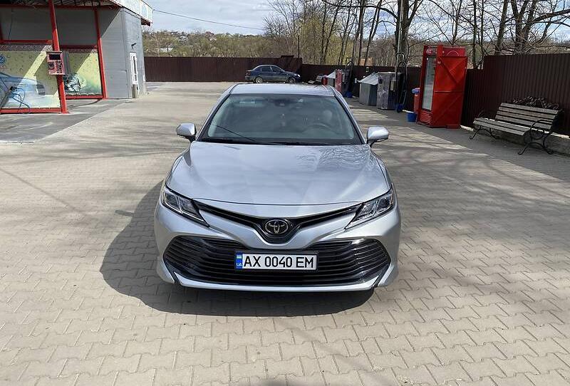 Toyota Camry LE 2019