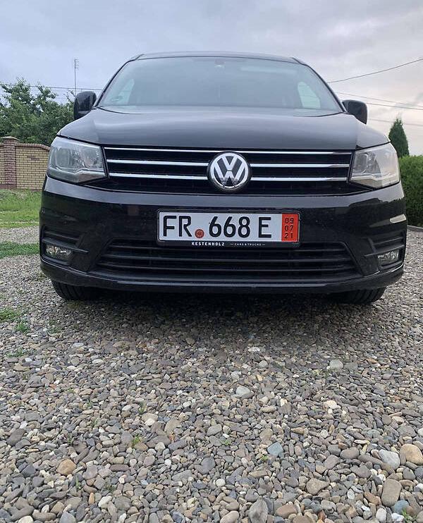 Volkswagen Caddy пасс. MAXI 2016