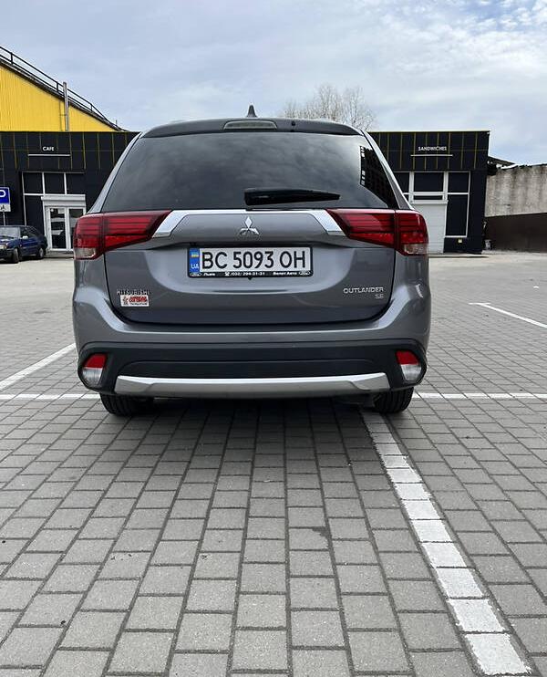 Mitsubishi Outlander 2018
