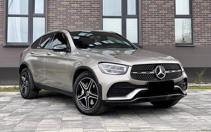 Mercedes-Benz GLC 220 AMG COUPE 2021