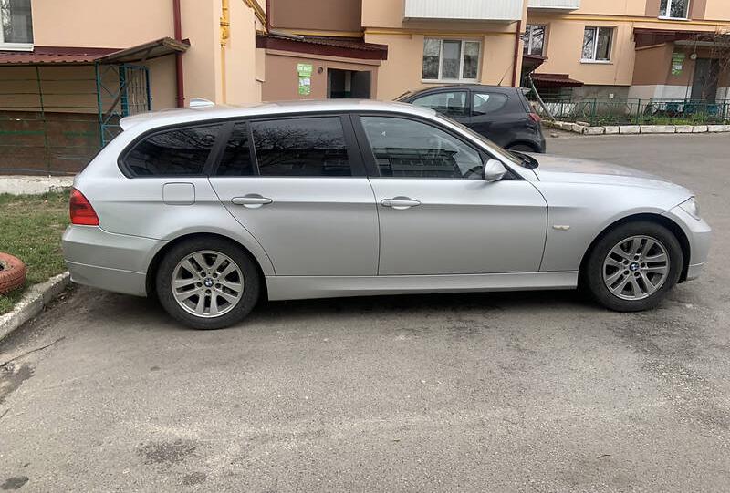 BMW 320 2007