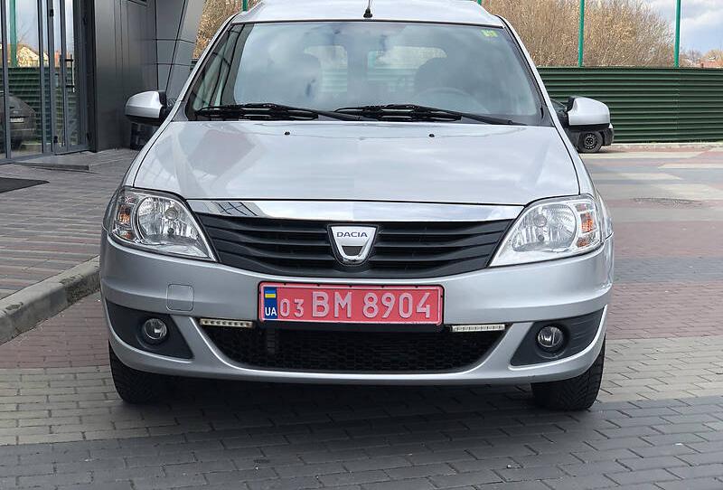 Dacia Logan Lauriat 2009