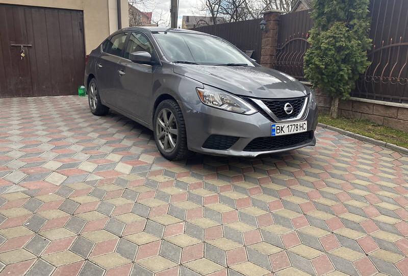 Nissan Sentra 2016