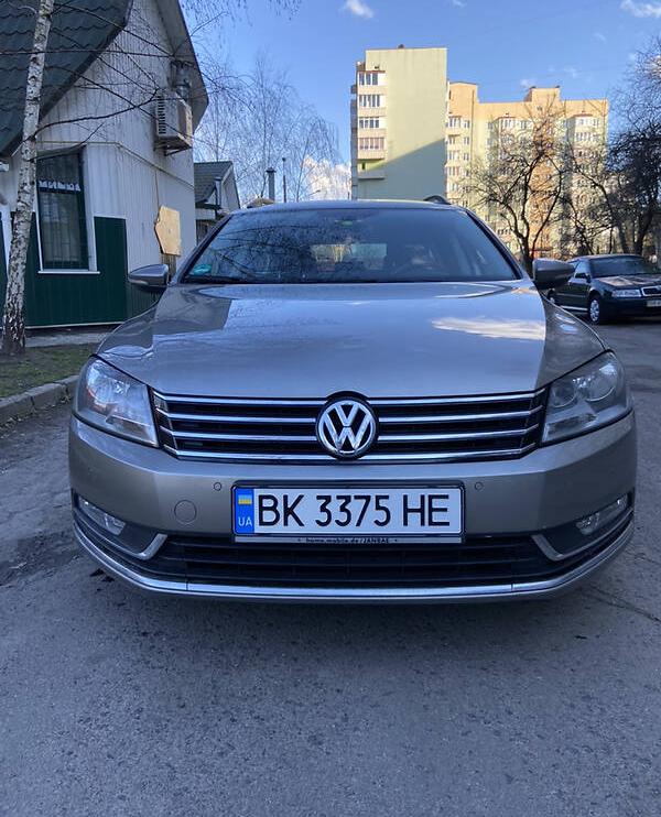 Volkswagen Passat B7 2013