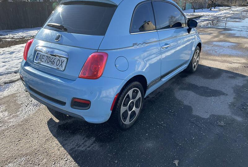 Fiat 500 P 2011