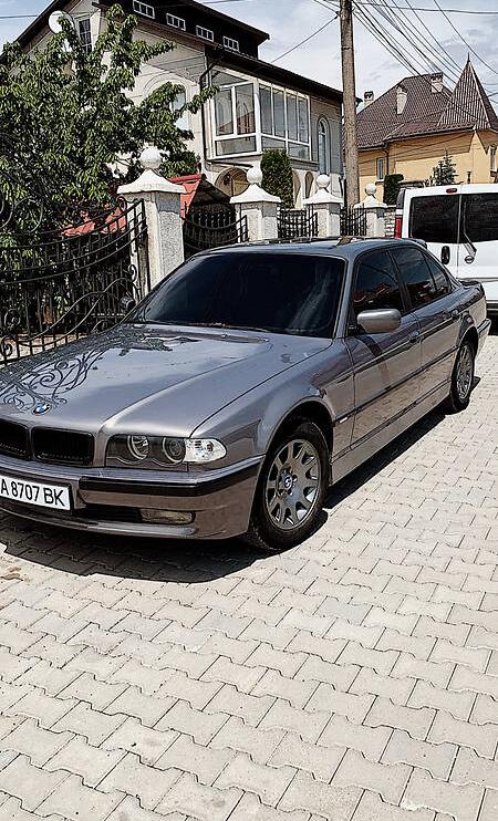 BMW 730 2001