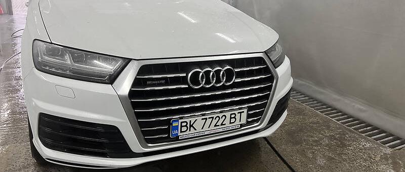 Audi Q7 2015