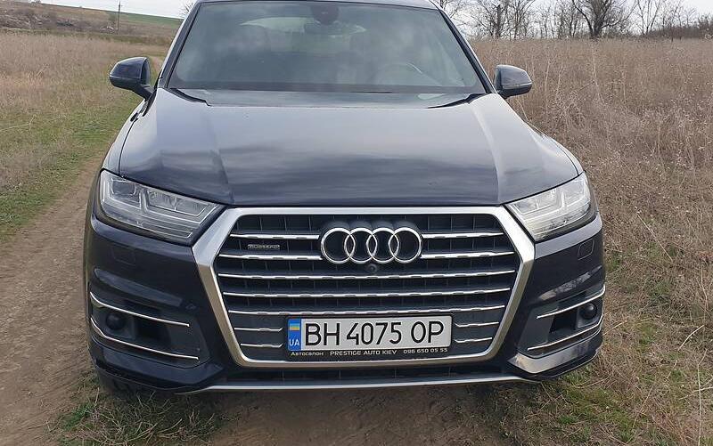 Audi Q7 Premium  Plus 2015