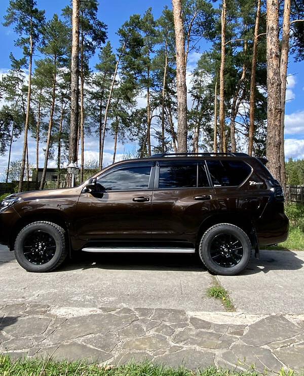 Toyota Land Cruiser Prado 150 2021