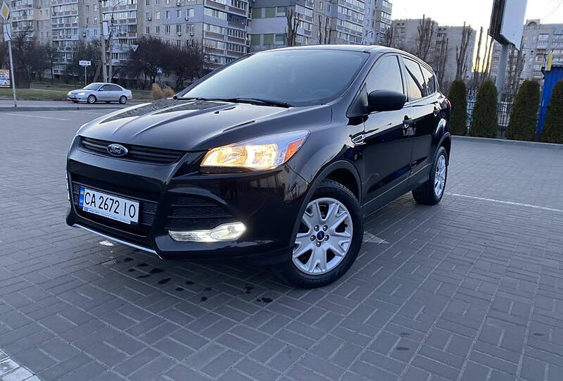 Ford Escape S 2014