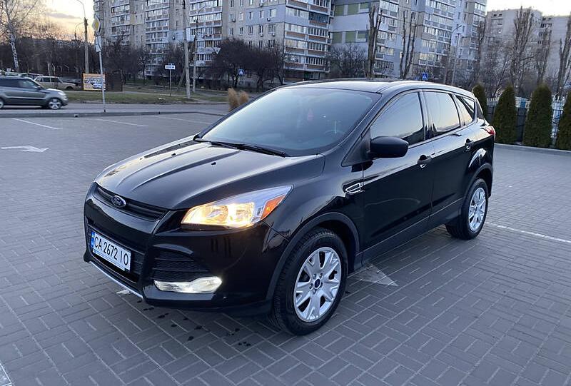 Ford Escape S 2014