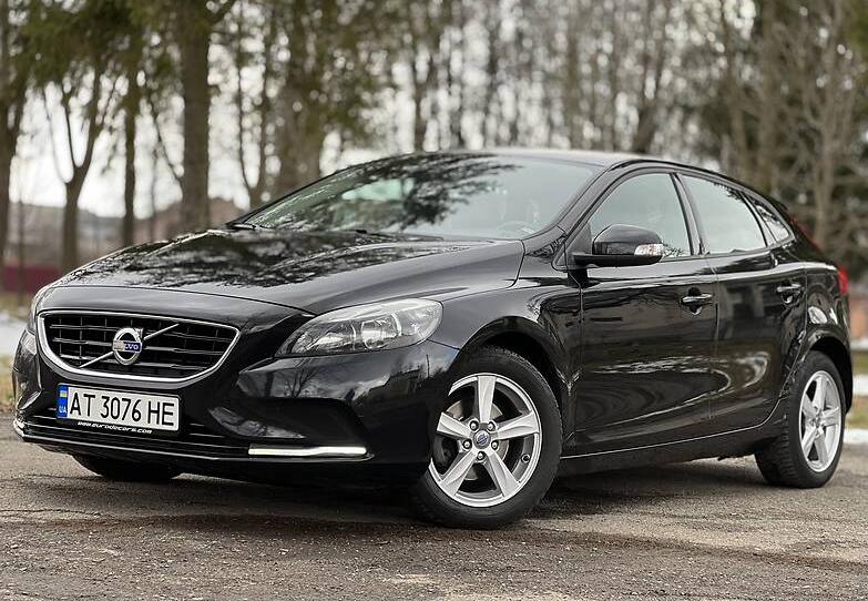 Volvo V40 2013